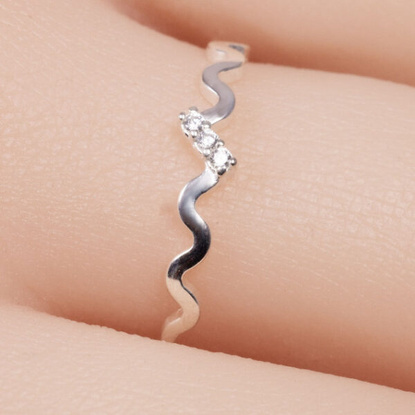 Nhẫn Bạc Nữ Sóng Lượn Tinh Tế Đính Đá CZ Lấp Lánh T&T Jewelry N2255 - Ảnh 8