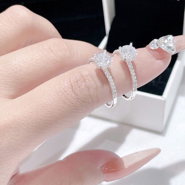 Nhẫn Bạc Nữ S925 Đá Chủ Tròn Rực Rỡ Viền Đá Tấm Tinh Tế Sang Trọng từ T&T Jewelry NT23692 - Ảnh 7