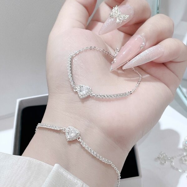 Lắc Tay Bạc Nữ Trái Tim Tỏa Nắng Viền Đá Lấp Lánh Tinh Xảo từ T&T Jewelry LT715256 - Ảnh 8