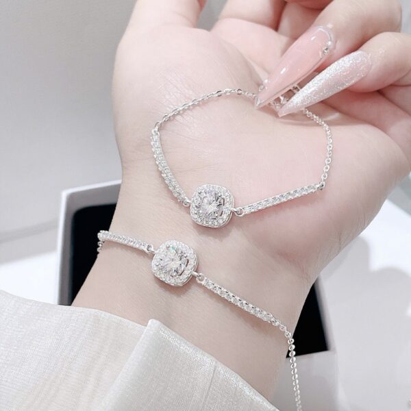 Lắc Tay Bạc Nữ Viên Chủ Tròn Lấp Lánh Trong Vầng Hào Quang Vuông từ T&T JEWELRY LT715258 - Ảnh 8