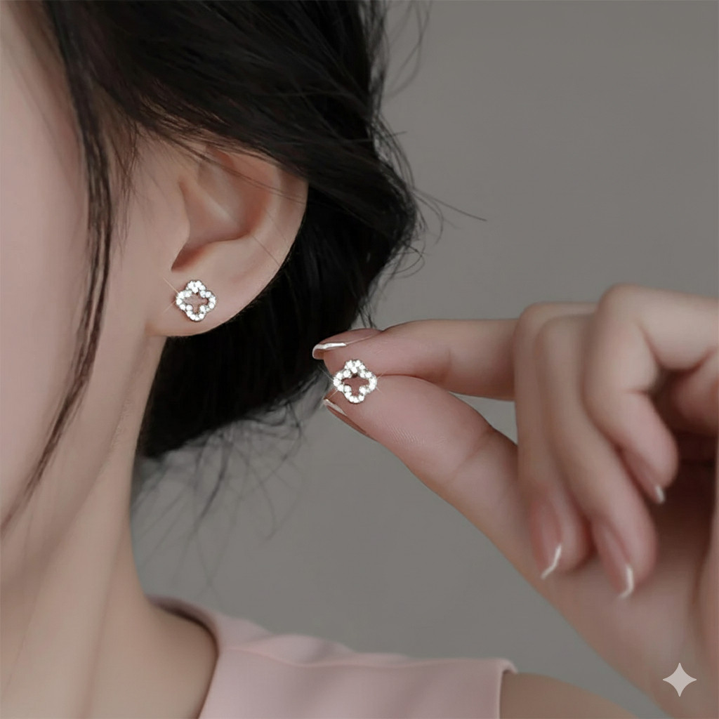 Bông Tai Bạc Nữ Vũ Khúc Tứ Diệp Rỗng Viền Đá CZ Lấp Lánh S925 – T&T Jewelry B02 - Ảnh 6