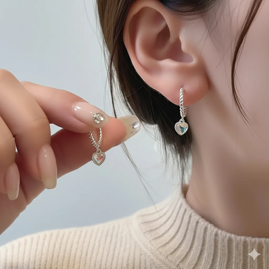 Bông Tai Bạc Nữ Trái Tim Ánh Trăng Huyền Ảo, Tòng Teng Kiểu Vòng Xoắn Cổ Điển Quý Phái T&T Jewelry B13 - Ảnh 5