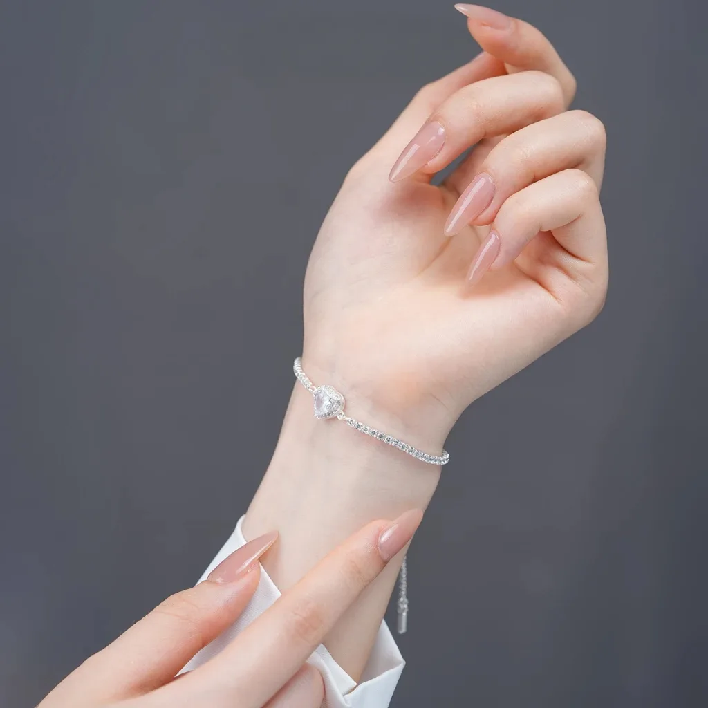 Lắc tay Bạc Nữ S925 Trái Tim Lấp Lánh Tinh Xảo Có Thể Điều Chỉnh Cỡ Tay từ T&T Jewelry LT54257 - Ảnh 6